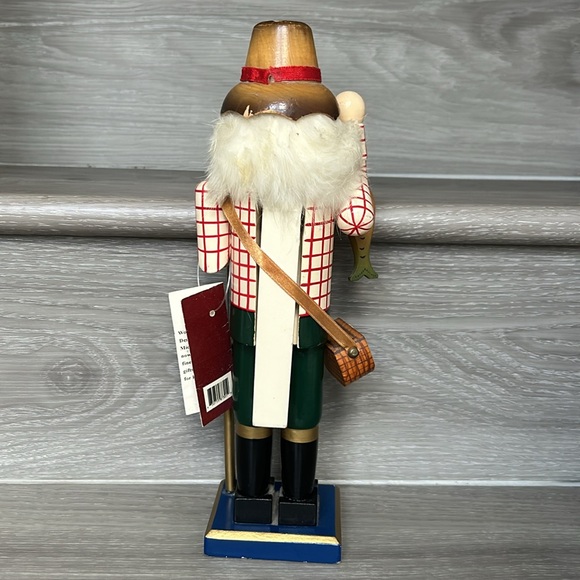 🖤Michael Wolfe 11.5” Christmas Nutcracker Fisherman - Picture 7 of 17